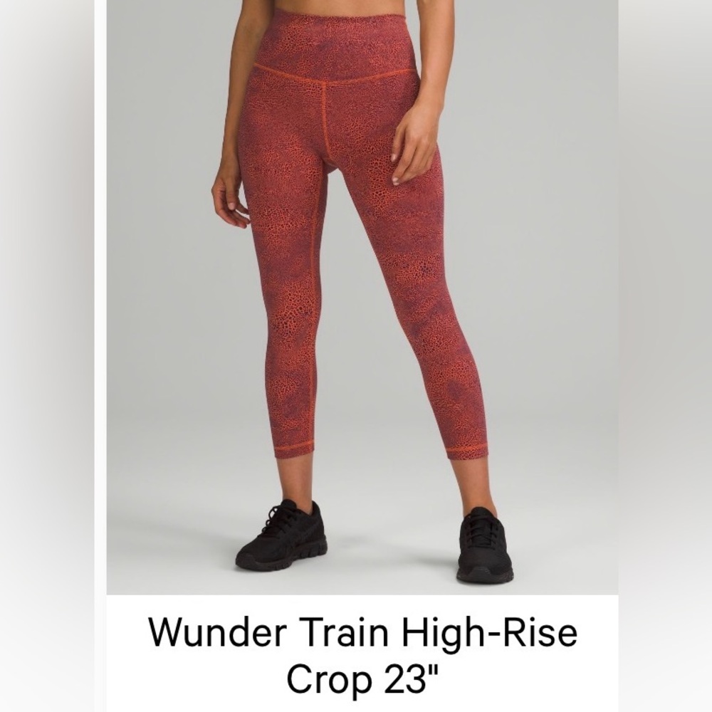 Lululemon wunder under
